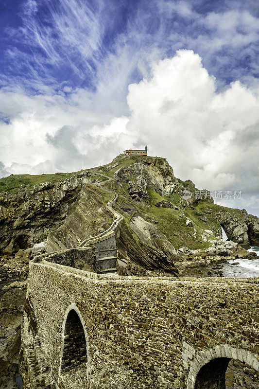 全景楼梯在圣胡安de Gaztelugatxe，巴斯克国家，西班牙